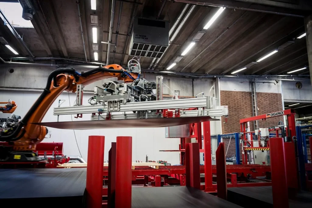 Moderne automatlager hos Astrup
